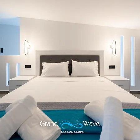 Grand Wave Luxury Apartment