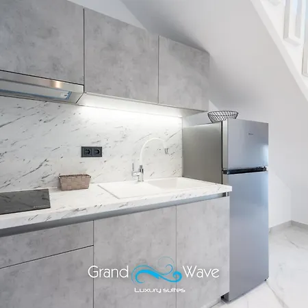 Apartament Grand Wave Luxury Flogita