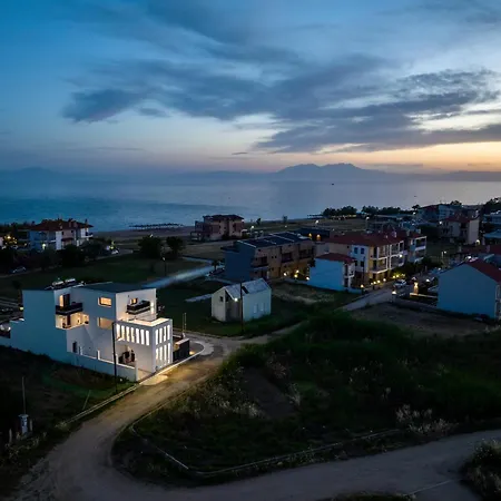 Grand Wave Luxury Lejlighed *