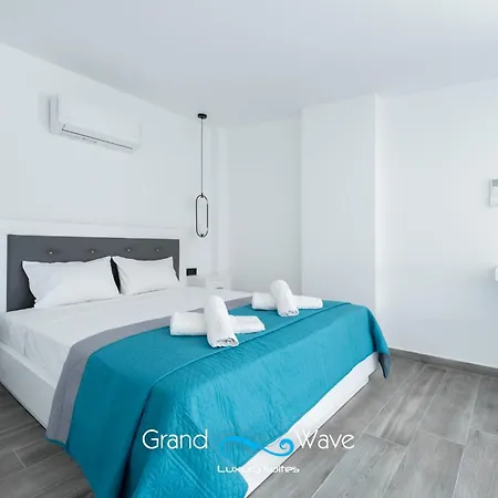 Apartament Grand Wave Luxury Flogita