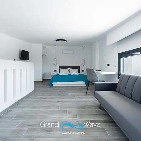 Grand Wave Luxury