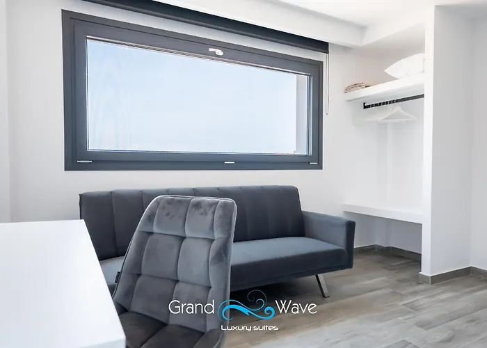 Grand Wave Luxury Flogita