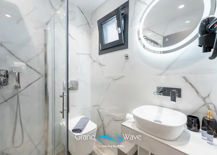 Grand Wave Luxury Appartement Flogita