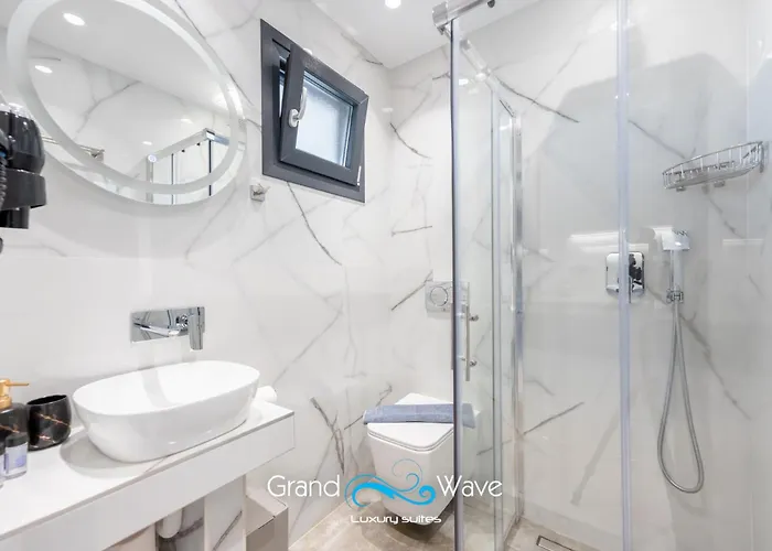 Grand Wave Luxury Flogita
