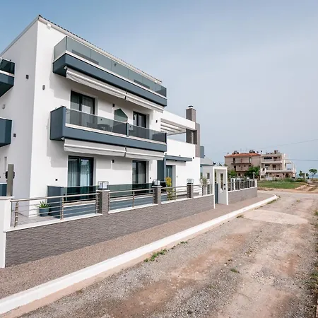 Grand Wave Luxury * Φλογητά