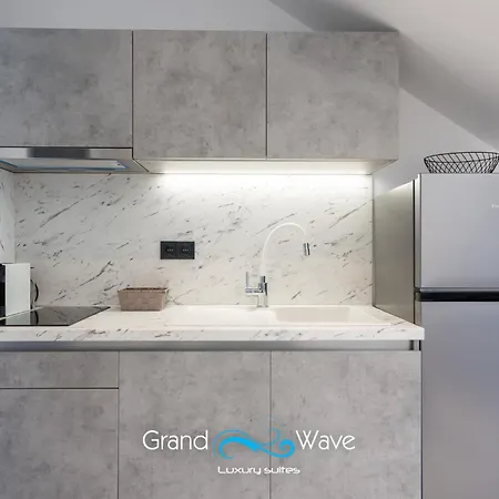 Grand Wave Luxury Φλογητά