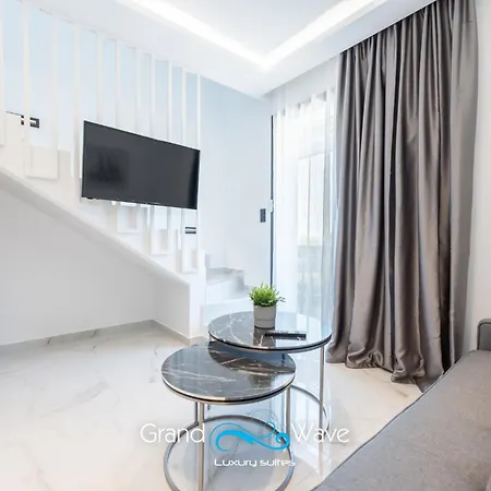 Grand Wave Luxury Διαμέρισμα *