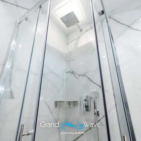 Grand Wave Luxury * Φλογητά