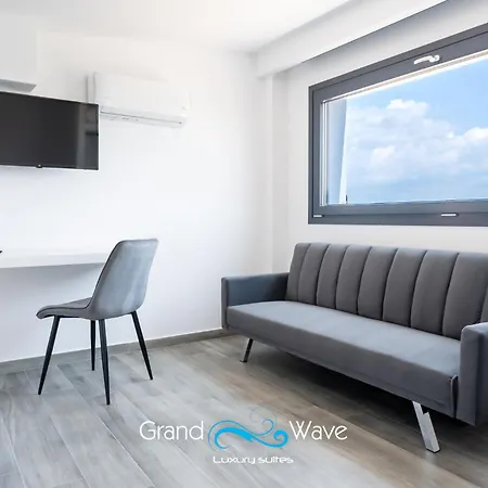 Grand Wave Luxury *
