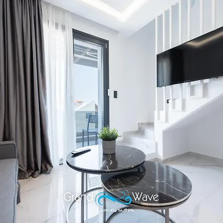 Grand Wave Luxury Διαμέρισμα *