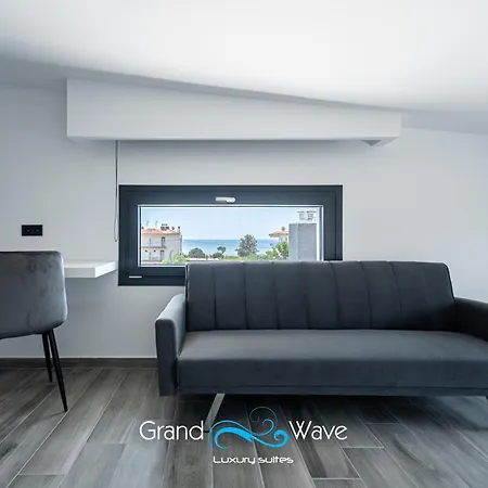 Grand Wave Luxury