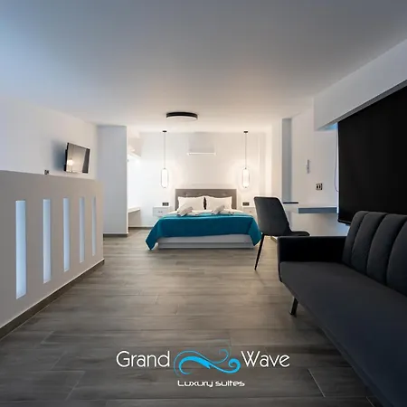 Grand Wave Luxury Φλογητά
