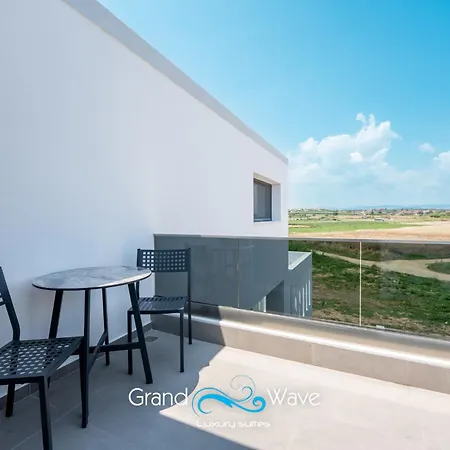 Grand Wave Luxury Διαμέρισμα *