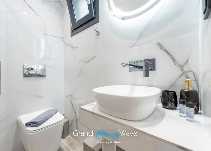 Grand Wave Luxury Flogita