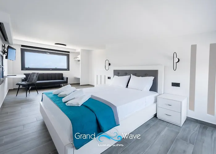 Grand Wave Luxury Flogita